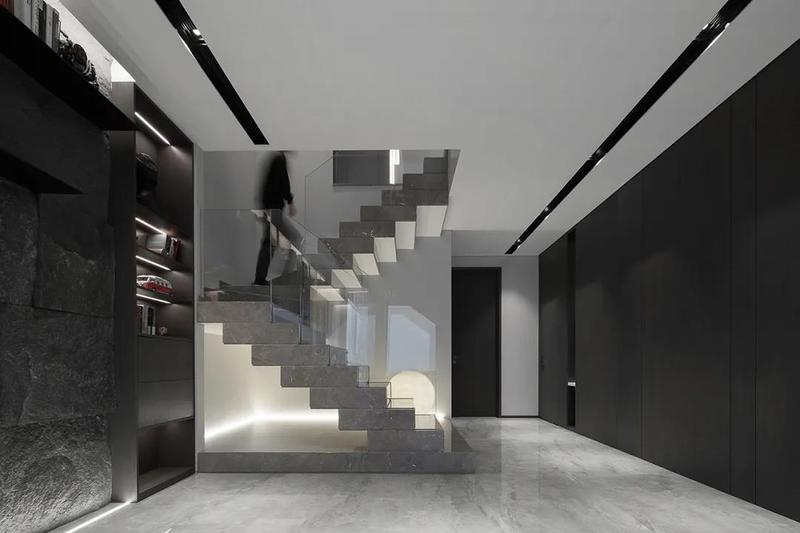 深圳鹽田極簡風(fēng)格家庭住宅裝修設(shè)計玄關(guān)