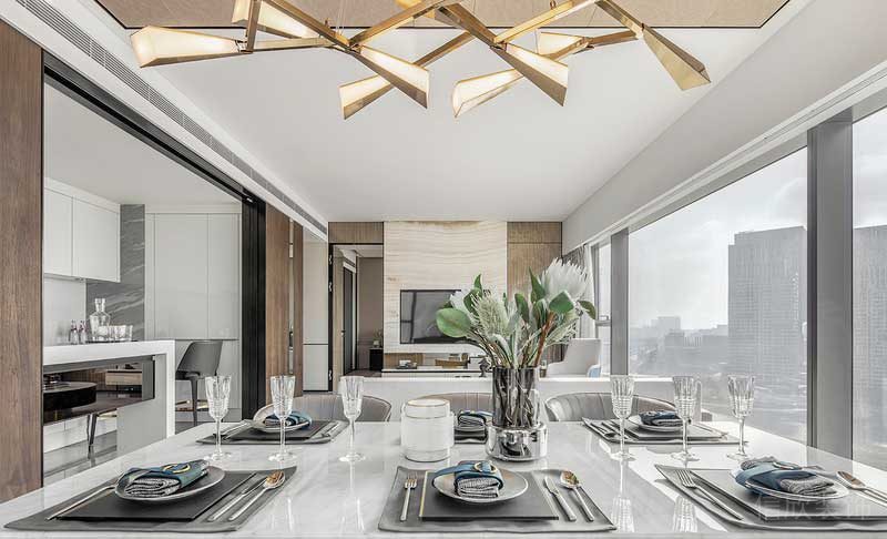 深圳鹽田區(qū)現代輕奢家庭裝修設計餐桌