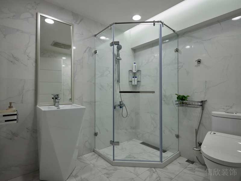 深圳南山西麗暖色調(diào)美式極簡家裝裝修衛(wèi)浴空間