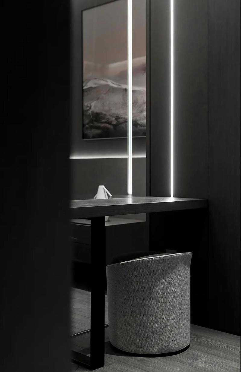 深圳鹽田極簡風(fēng)格家庭住宅裝修設(shè)計單椅