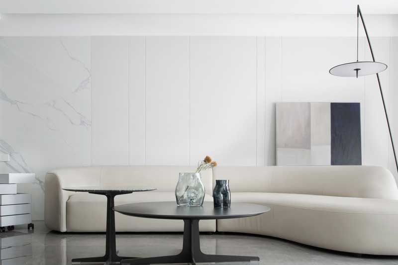 深圳南山中心區(qū)現(xiàn)代風格家居新房裝修客廳沙發(fā)