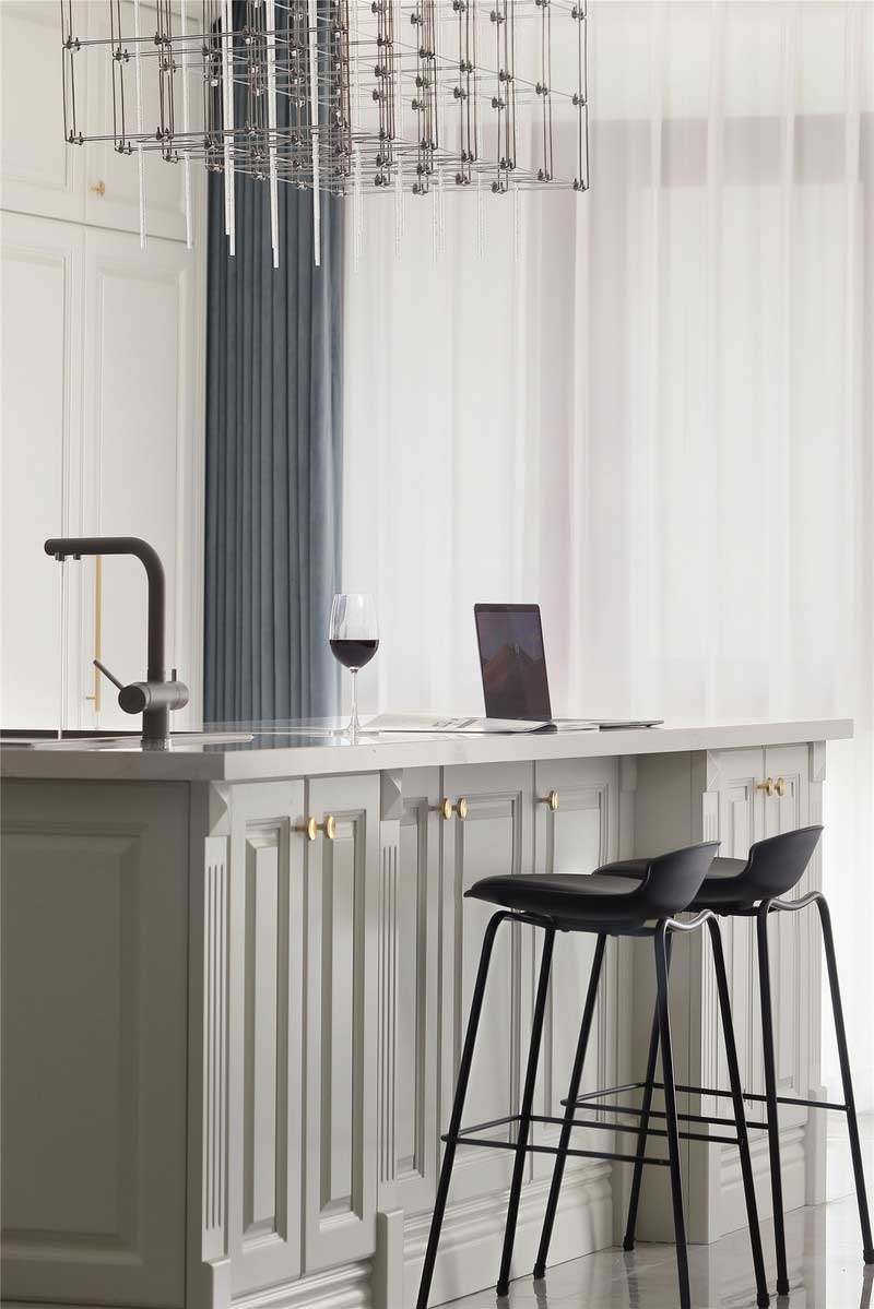 深圳鹽田區(qū)意式輕奢新房設計裝修工程案例吧臺