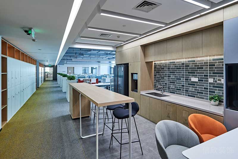 寶安區(qū)簡約風(fēng)格辦公室裝修設(shè)計吧臺休閑區(qū) 寶安區(qū)簡約風(fēng)格辦公室裝修設(shè)計吧臺休閑區(qū)