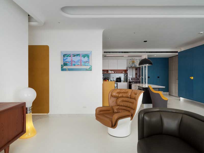 深圳龍崗后現(xiàn)代藍(lán)色調(diào)三居室裝修圖單人沙發(fā)