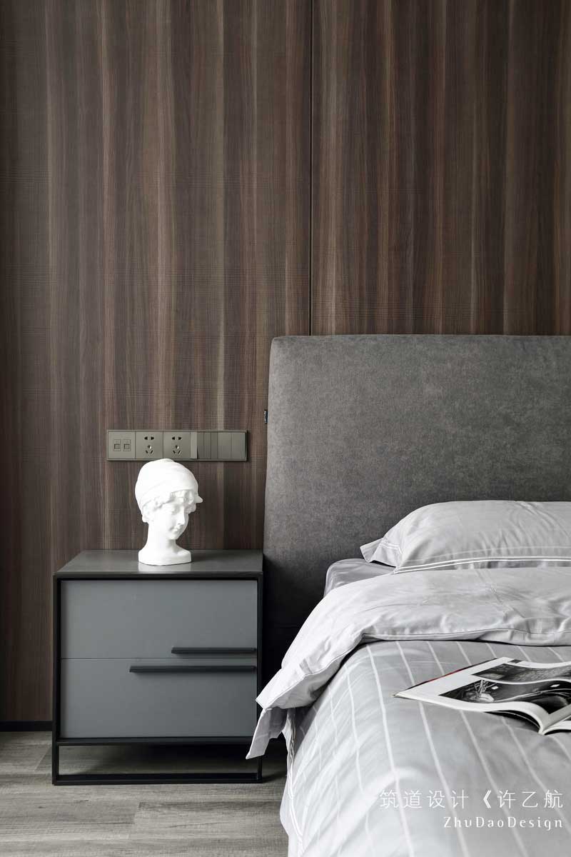 咖啡色布藝窗簾床頭背景設(shè)計圖