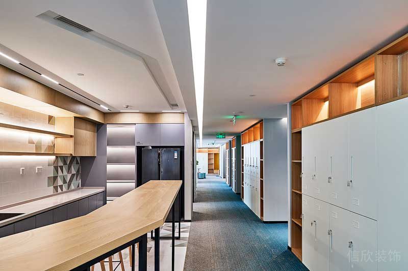 寶安區(qū)簡約風(fēng)格辦公室裝修設(shè)計(jì)茶水區(qū)