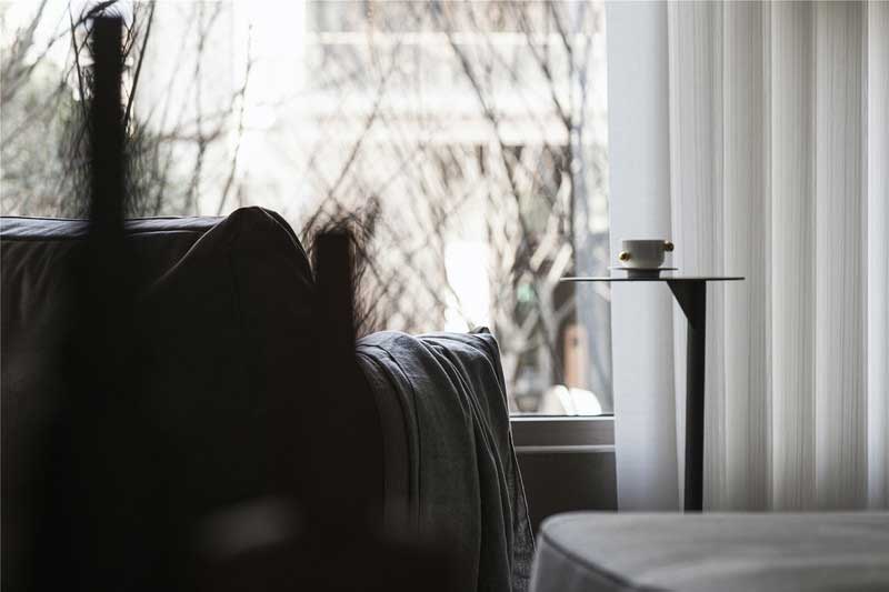 深圳龍崗區(qū)輕奢風(fēng)格家裝裝修單人沙發(fā)