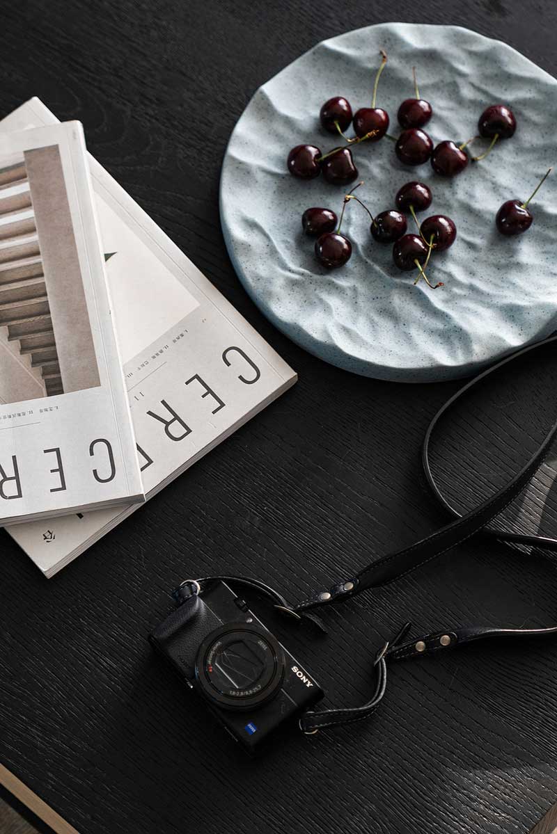 家，應(yīng)是一個(gè)讓人放下一切繁雜瑣事，能閉上眼睛，好好享受放松時(shí)光的空間。 