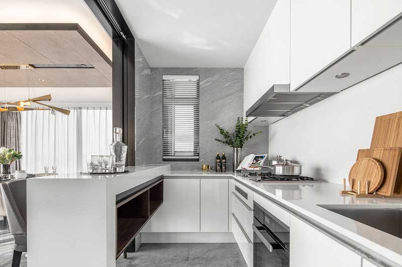 深圳鹽田區(qū)現代輕奢家庭裝修設計廚房