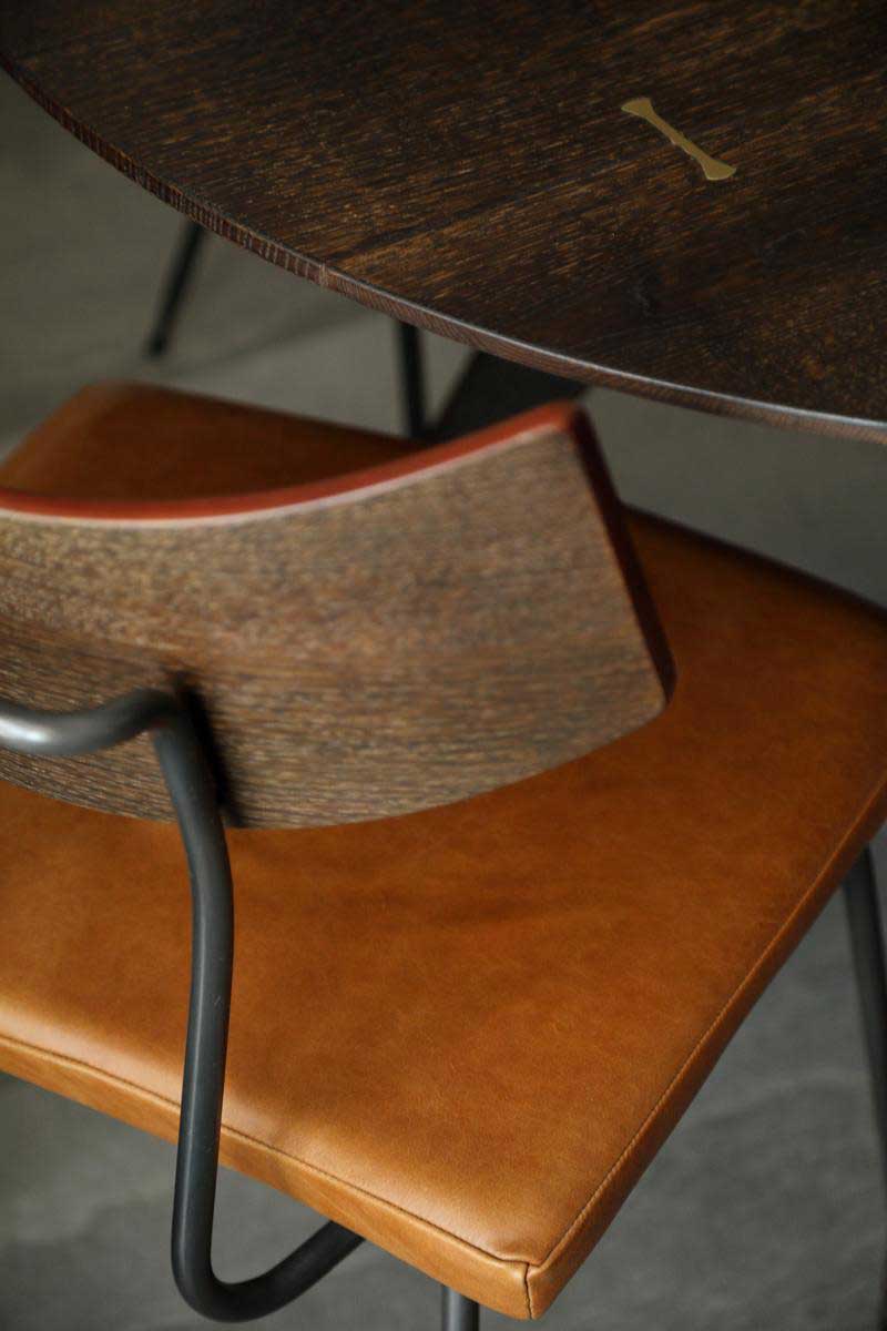 深圳龍崗區(qū)美式復(fù)古風(fēng)家裝裝修實景圖餐桌餐椅