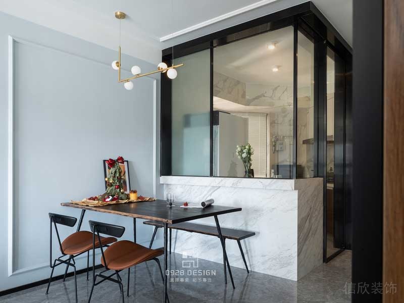 深圳鹽田現(xiàn)代美式精裝房裝修設(shè)計(jì)餐廳