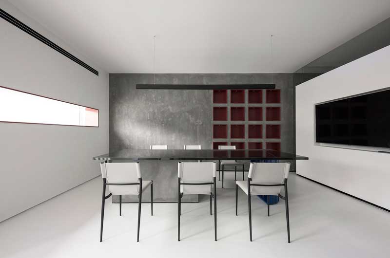 深圳寶安黑白色調(diào)辦公室辦公區(qū)裝修