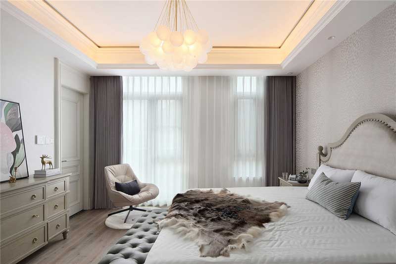 深圳鹽田區(qū)意式輕奢新房設計裝修工程案例臥室