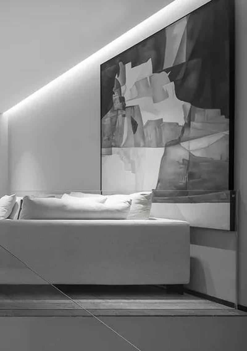 深圳鹽田極簡風(fēng)格家庭住宅裝修設(shè)計客廳藝術(shù)掛畫