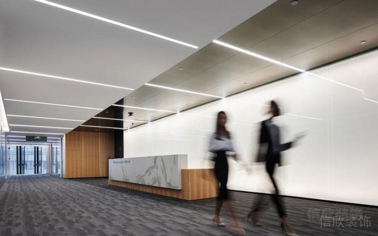 辦公室過(guò)道設(shè)計(jì)加厚地毯花紋直線(xiàn)形天花led設(shè)計(jì)過(guò)道