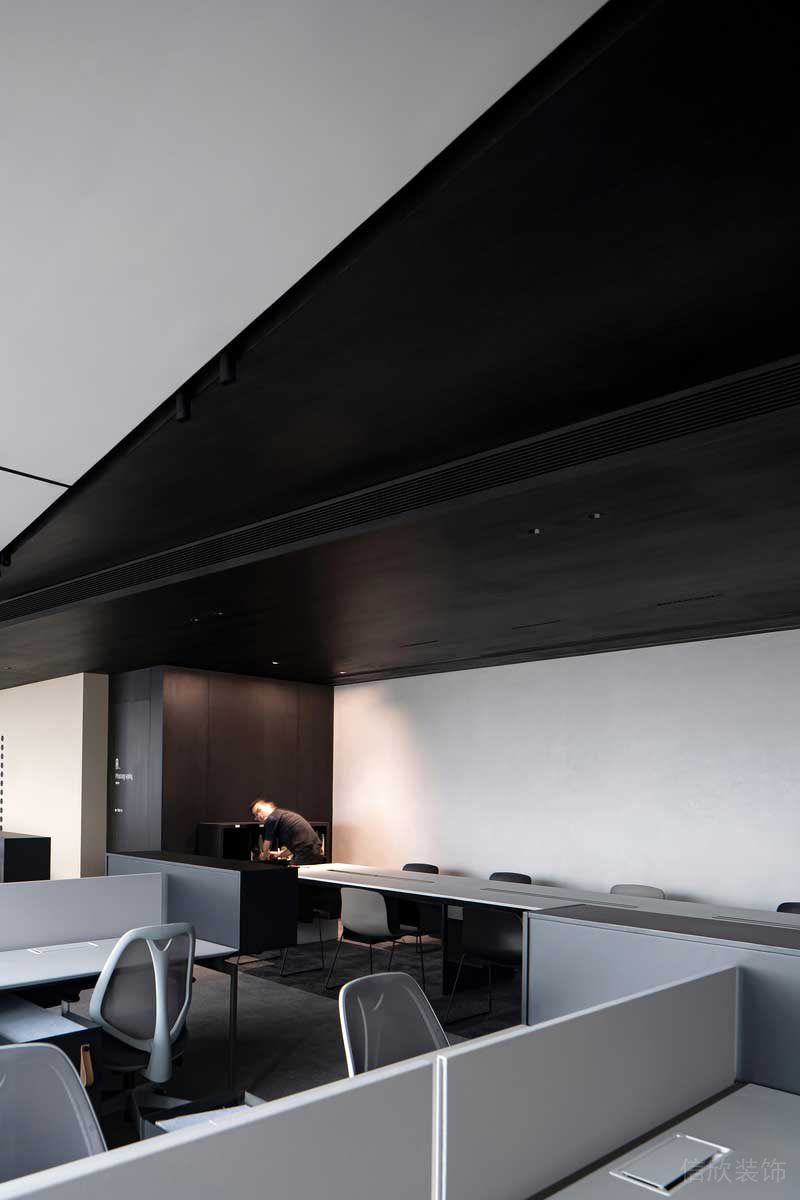 深圳南山前海現(xiàn)代風(fēng)格辦公室裝修設(shè)計(jì)市場部事務(wù)區(qū)辦公家具