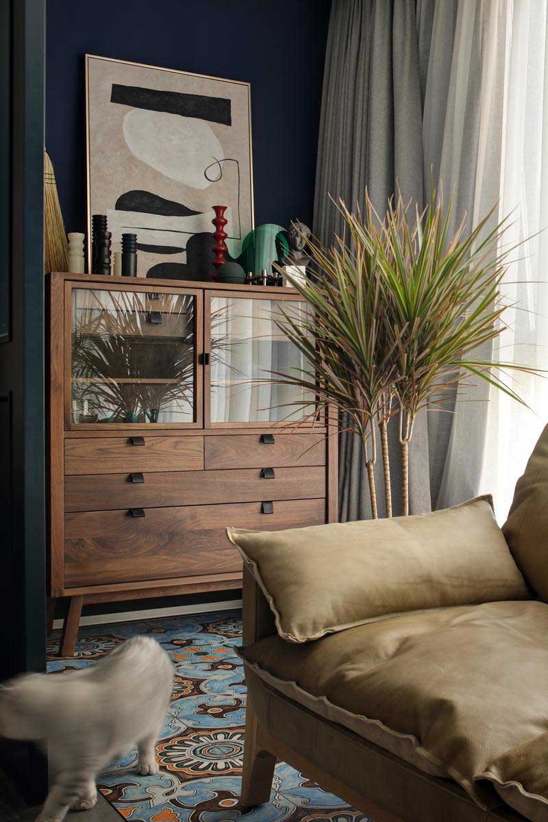 深圳龍崗區(qū)美式復(fù)古風(fēng)家裝裝修實景圖客廳裝飾柜