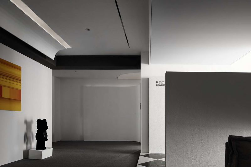 深圳龍華大浪極簡風(fēng)格辦公室裝修走廊