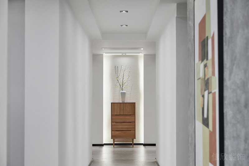 深圳龍崗區(qū)簡(jiǎn)約風(fēng)格家裝裝修案例走廊