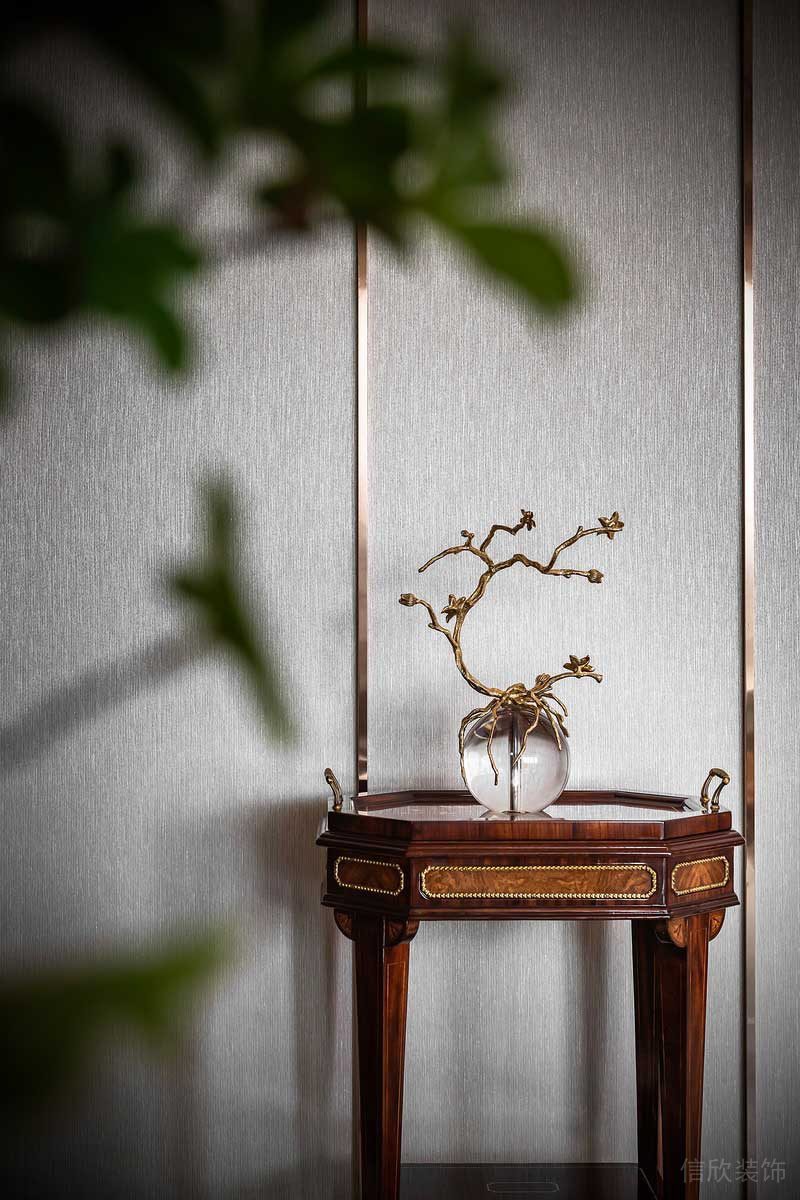 中式墻柜金屬玫瑰金條紋灰調(diào)創(chuàng)意設(shè)計全屋定制