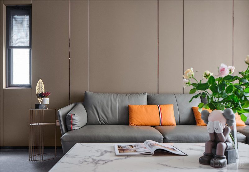 深圳南山區(qū)玫瑰金調(diào)性輕奢風家庭裝修實景圖客廳效果圖