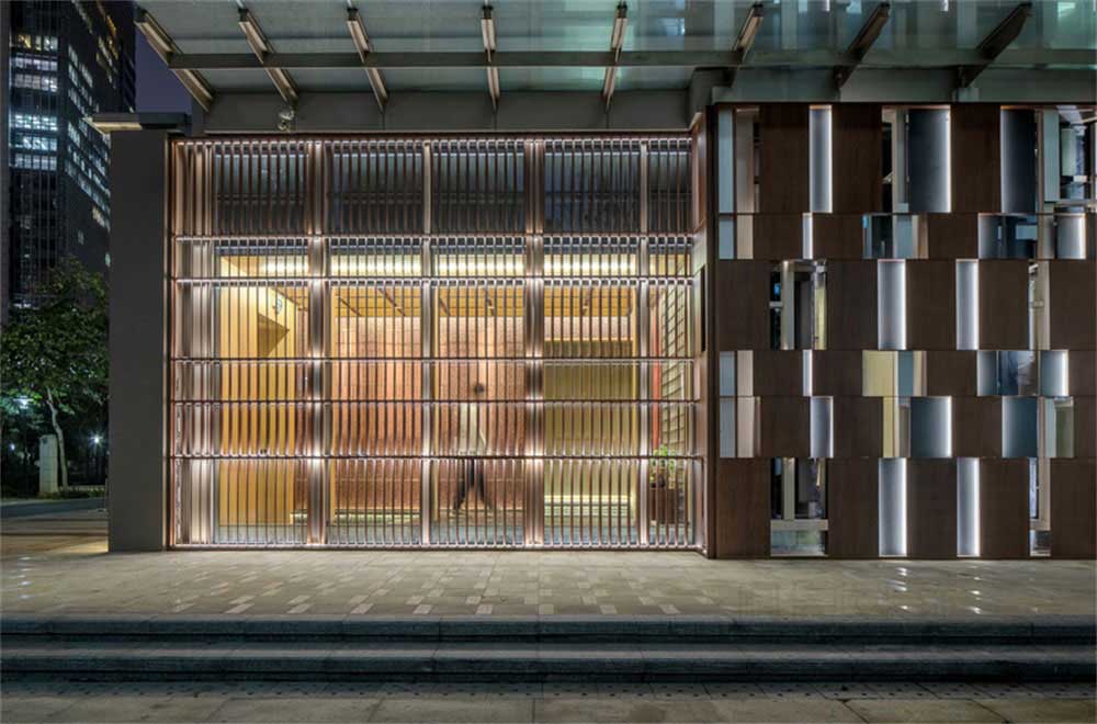 深圳寶安日式風(fēng)格壽司店裝修設(shè)計實木格柵