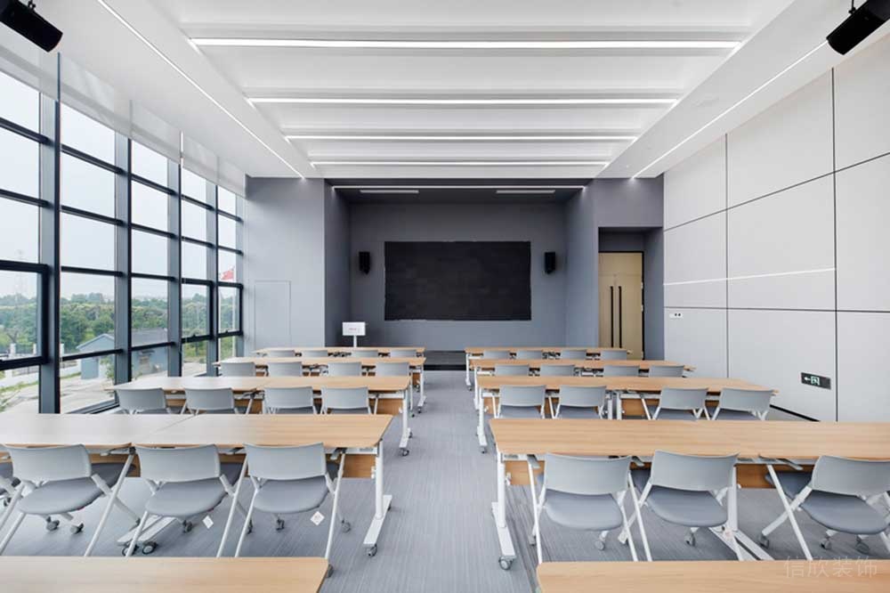 南山區(qū)訊美科技廣場(chǎng)現(xiàn)代風(fēng)格辦公室裝修培訓(xùn)室