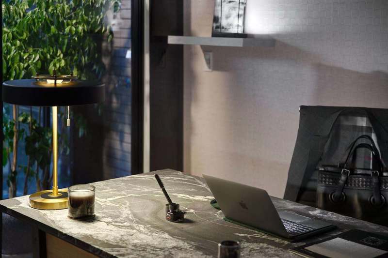 寶安華僑城瑞灣府簡(jiǎn)約風(fēng)格辦公室裝修黑白根大理石辦公桌 寶安華僑城瑞灣府簡(jiǎn)約風(fēng)格辦公室裝修黑白根大理石辦公桌