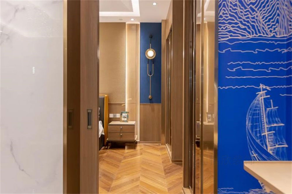 深圳龍崗藍調(diào)輕奢風(fēng)格酒吧裝修設(shè)計貴賓客房地面鋪貼