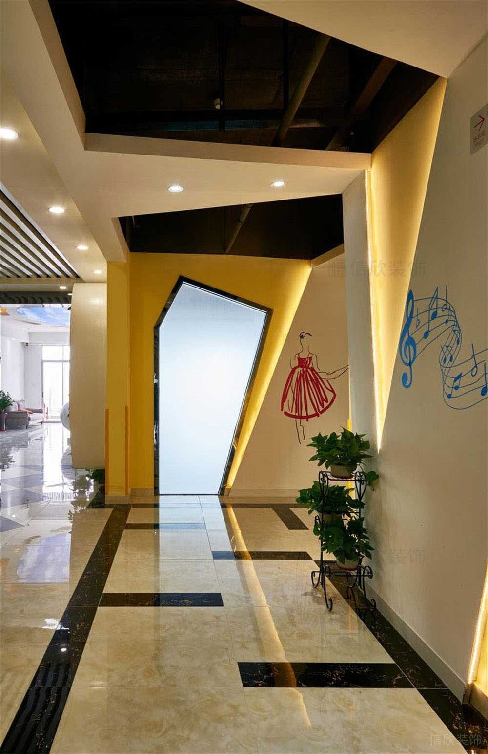 深圳市寶安區(qū)沙井天譽(yù)藝術(shù)培訓(xùn)中心過(guò)道