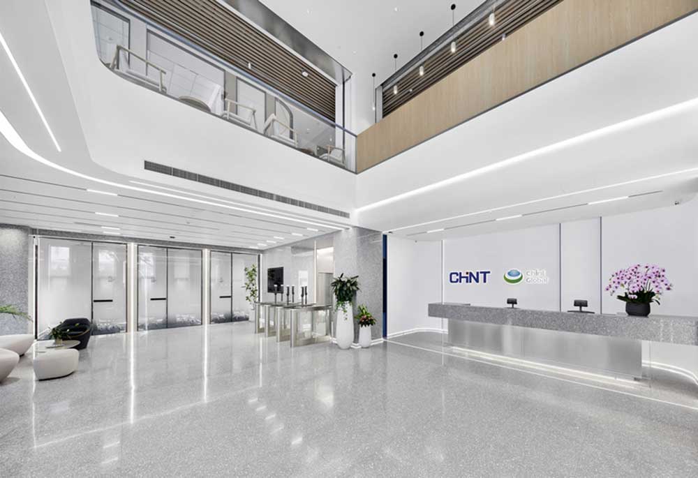 深圳龍華區(qū)華僑城北站壹號(hào)現(xiàn)代風(fēng)格辦公室裝修高級(jí)灰水磨石地面 深圳龍華區(qū)華僑城北站壹號(hào)現(xiàn)代風(fēng)格辦公室裝修高級(jí)灰水磨石地面