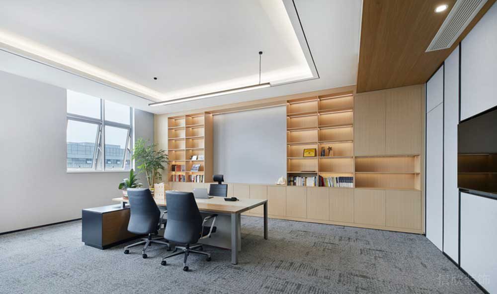 深圳市龍華區(qū)鴻榮源天俊現(xiàn)代簡(jiǎn)約風(fēng)格辦公室裝修經(jīng)理辦公室