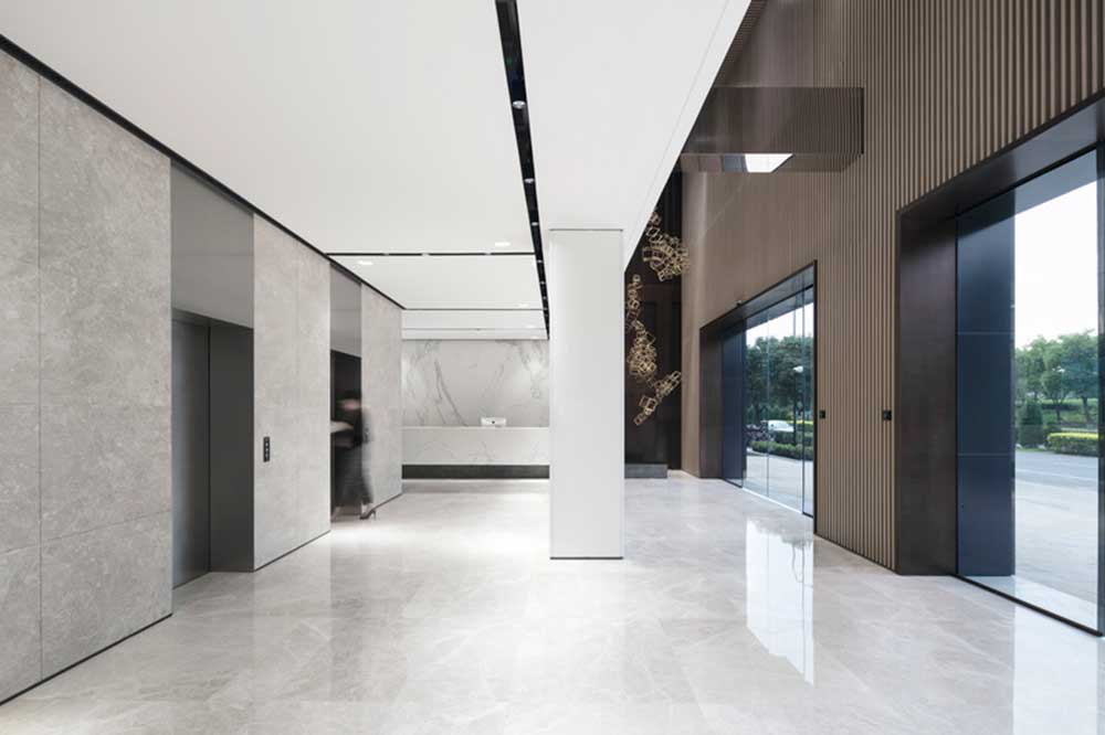 大鵬新區(qū)鑫園廣場現(xiàn)代風格辦公室裝修大堂電梯廳 大鵬新區(qū)鑫園廣場現(xiàn)代風格辦公室裝修大堂電梯廳