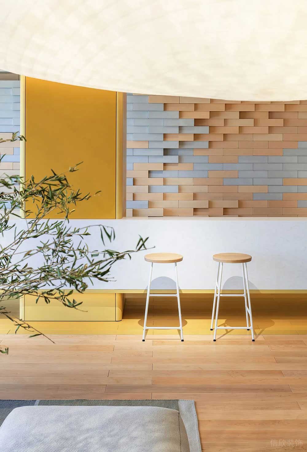 北歐風格辦公空間案例吧臺休閑區(qū)設計裝修圖