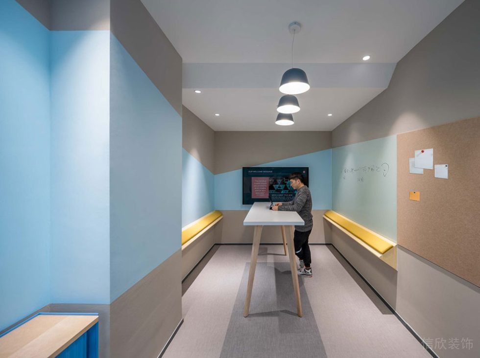 北歐風格辦公空間案例員工休閑區(qū)設計裝修圖