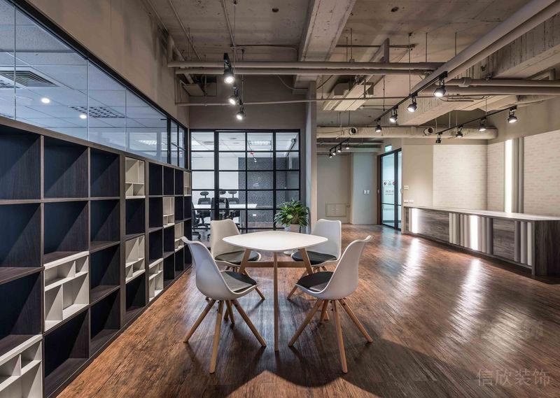 北歐工業(yè)風(fēng)辦公室交流區(qū)裝修圖