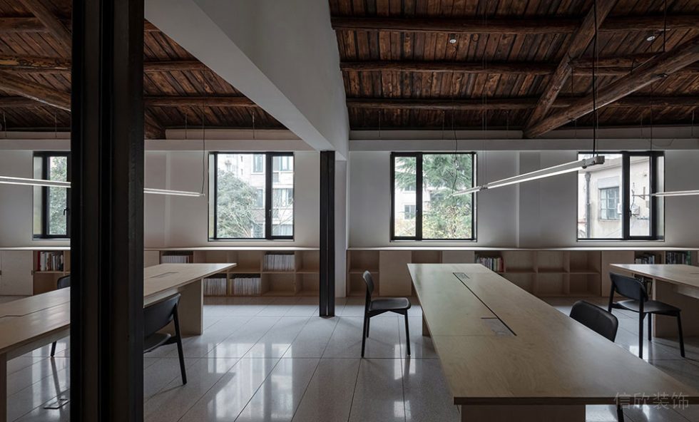 北歐工業(yè)風商務(wù)辦公室休閑閱覽廳裝修圖