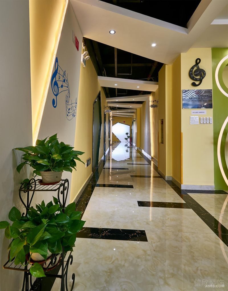 音樂(lè)教育機(jī)構(gòu)大理石過(guò)道環(huán)形豹紋幾何造型天花鏤空設(shè)計(jì)圖