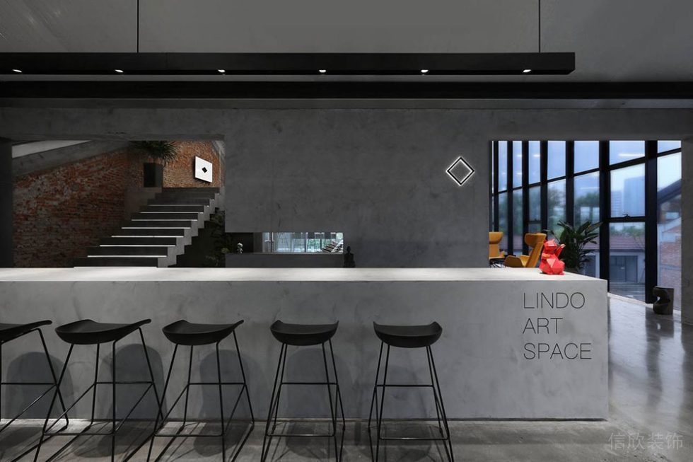 工業(yè)風商務(wù)辦公空間吧臺洽談交流區(qū)裝修圖