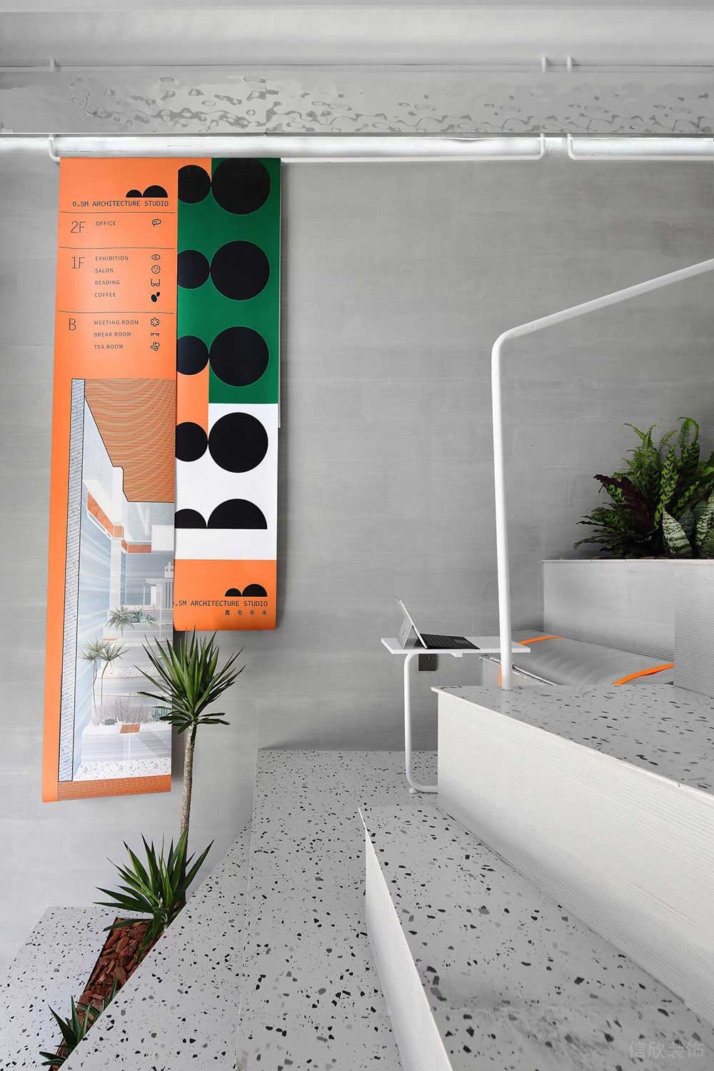 工業(yè)風商務(wù)辦公空間階梯式工作洽談區(qū)裝修圖