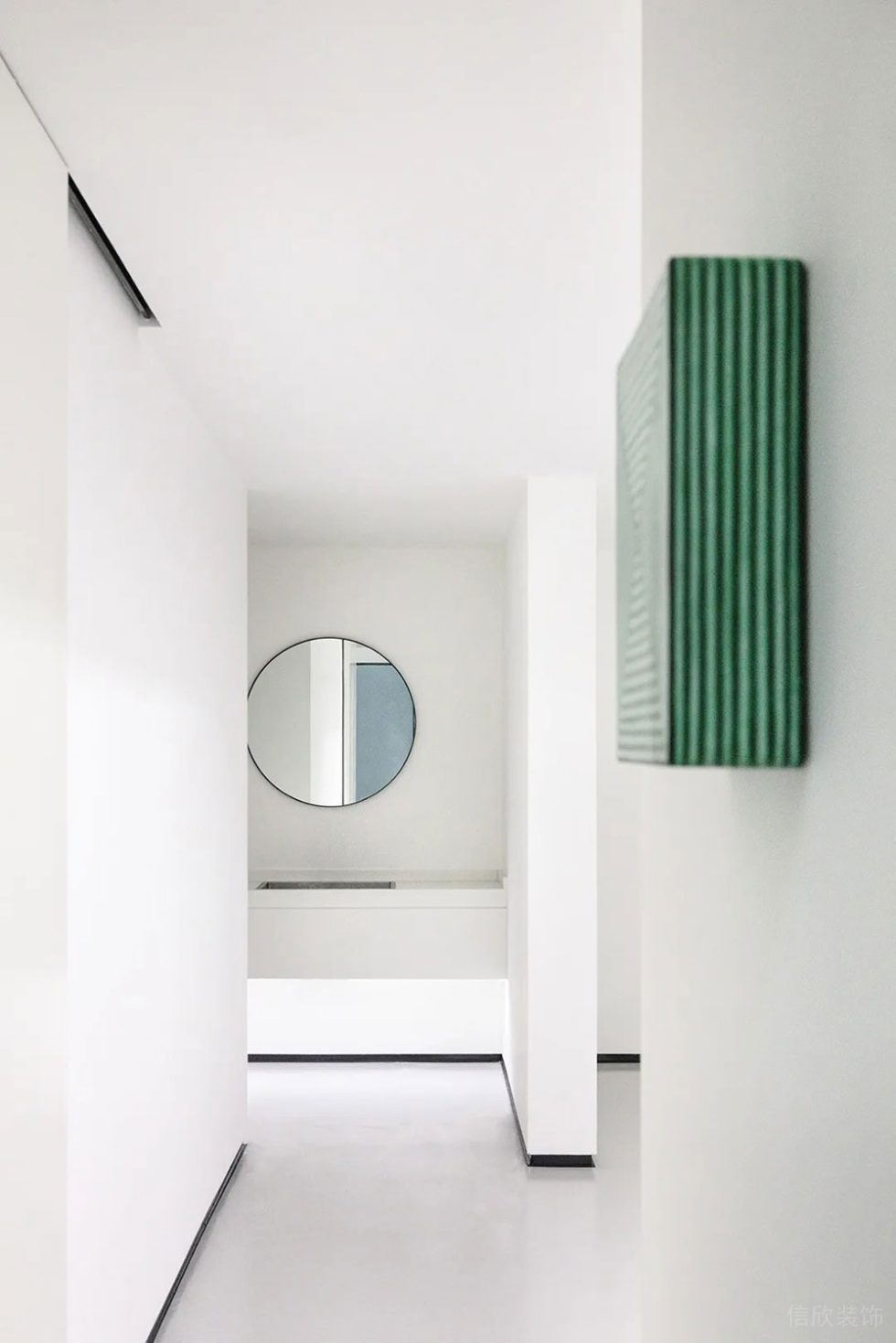 極簡風(fēng)格辦公室過廊設(shè)計裝修圖