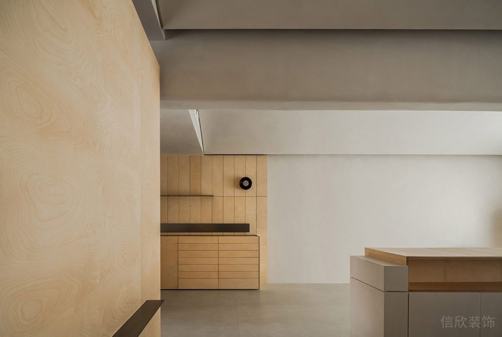 簡約北歐風商務(wù)辦公場所過道空間設(shè)計案例裝修圖