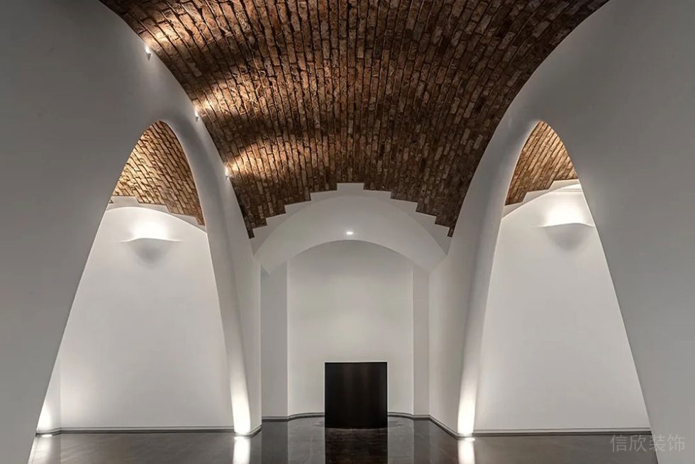 簡約工業(yè)風(fēng)辦公空間案例廊廳設(shè)計裝修圖