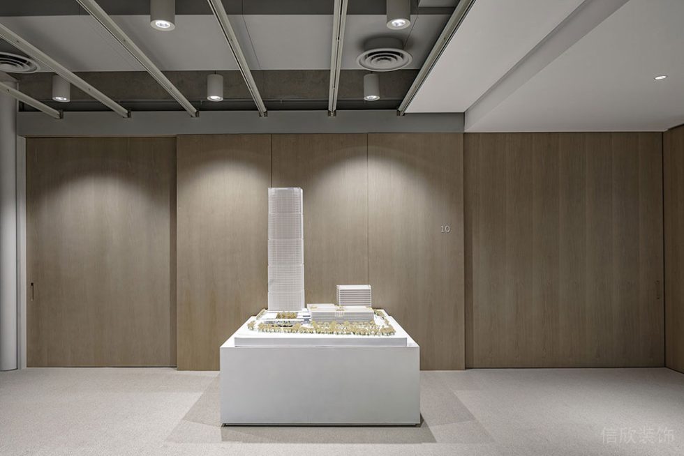 簡(jiǎn)約工業(yè)風(fēng)辦公室前廳過(guò)廊展示區(qū)裝修圖