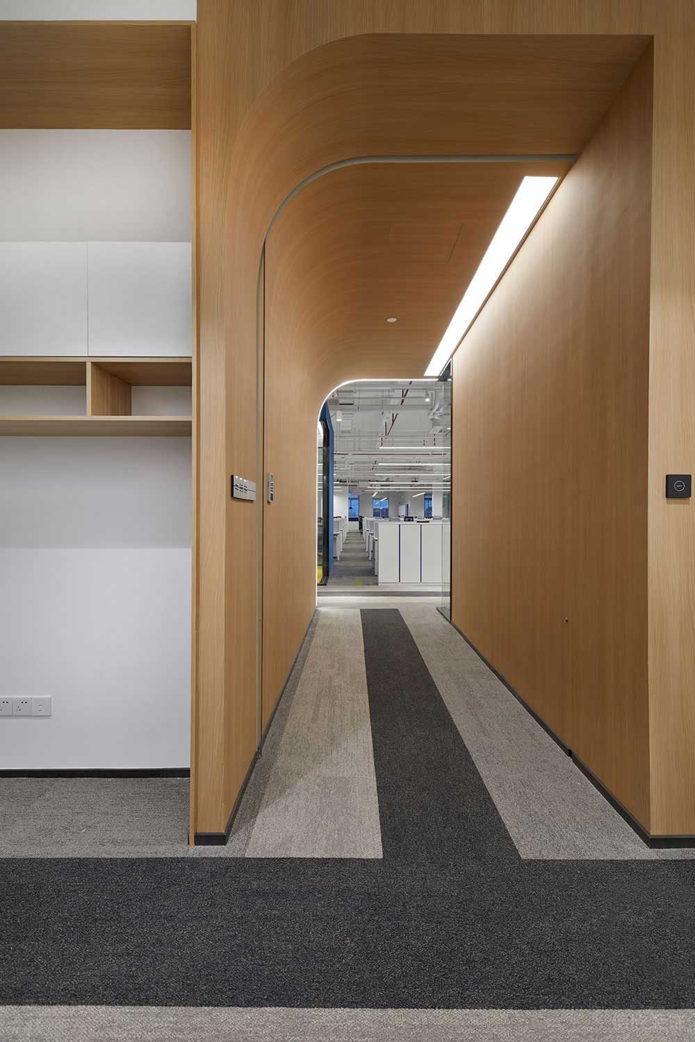 現(xiàn)代北歐風辦公室走廊案例設計裝修圖