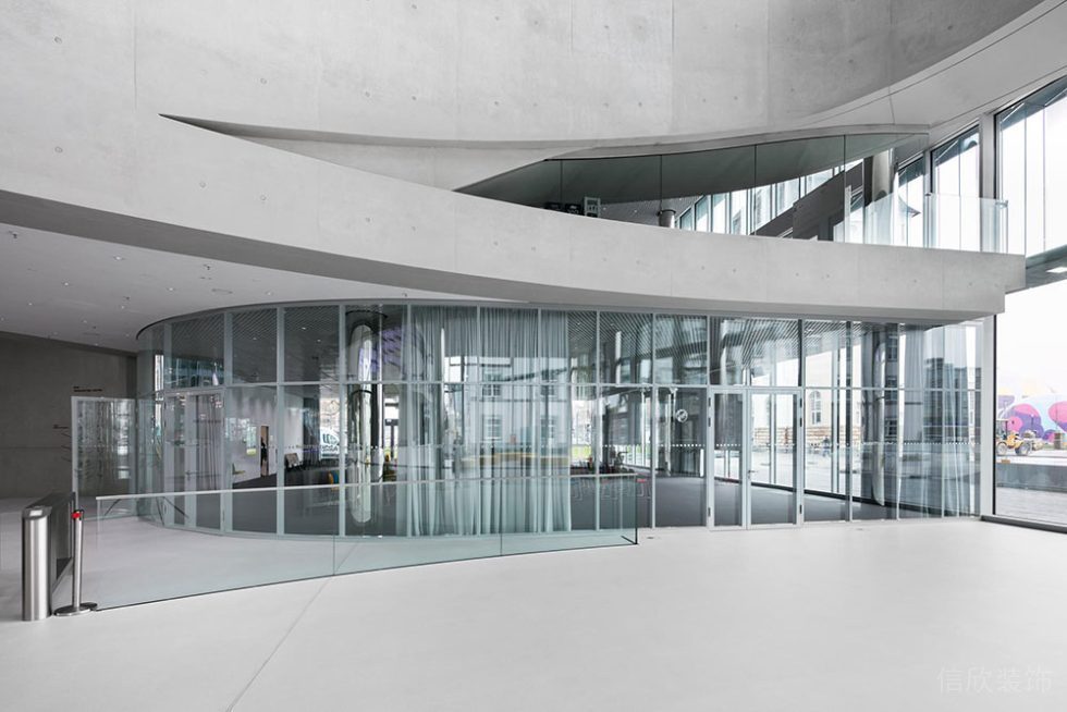 現(xiàn)代風(fēng)格辦公空間案例門廳設(shè)計(jì)裝修圖