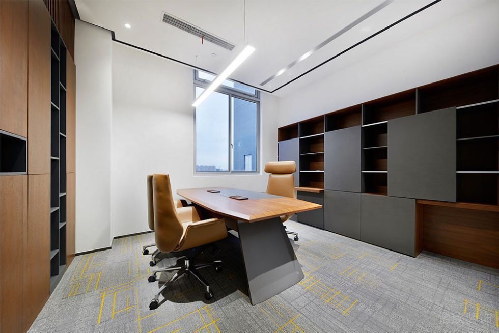 現(xiàn)代風(fēng)格辦公空間案例總經(jīng)理辦公室設(shè)計(jì)裝修圖