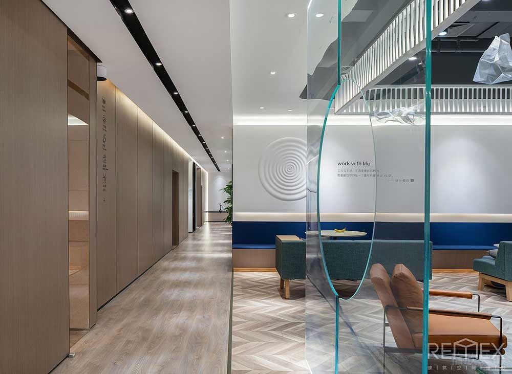 現(xiàn)代風(fēng)格辦公空間過道設(shè)計案例裝修圖