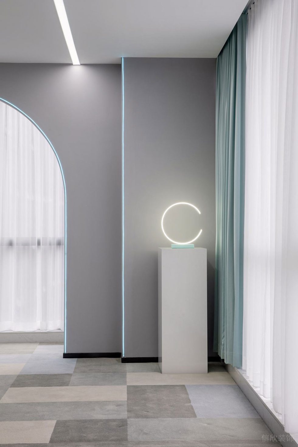 現(xiàn)代風(fēng)格商務(wù)辦公場所過廊設(shè)計裝修圖