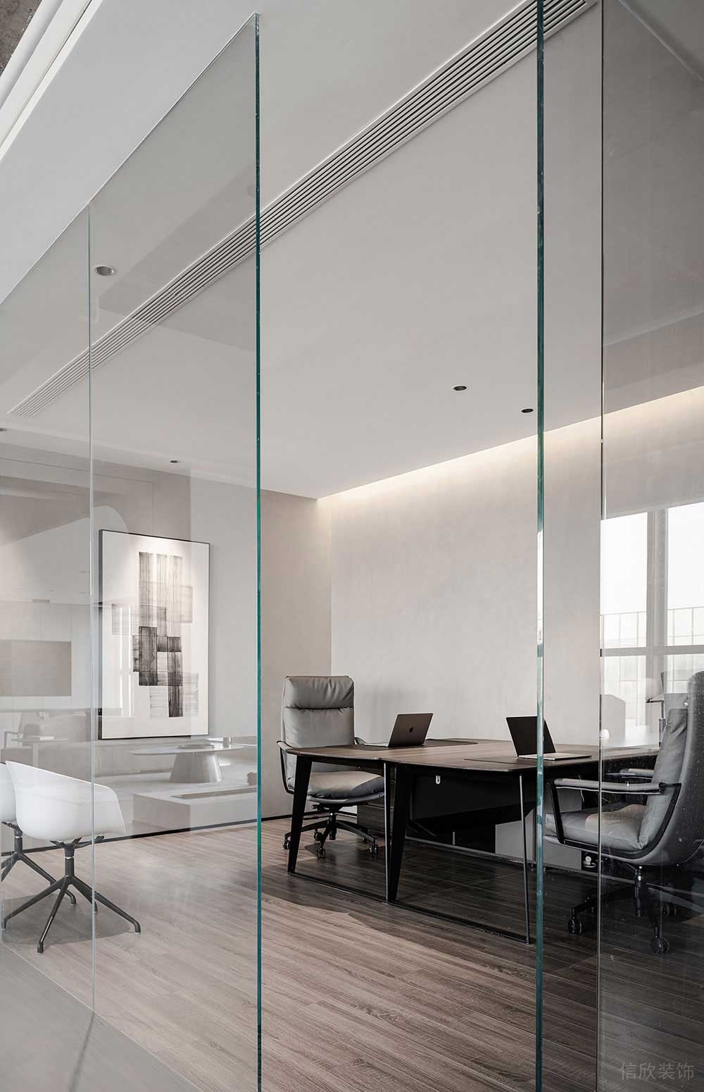 現(xiàn)代風格商務辦公空間業(yè)務經理辦公室裝修圖